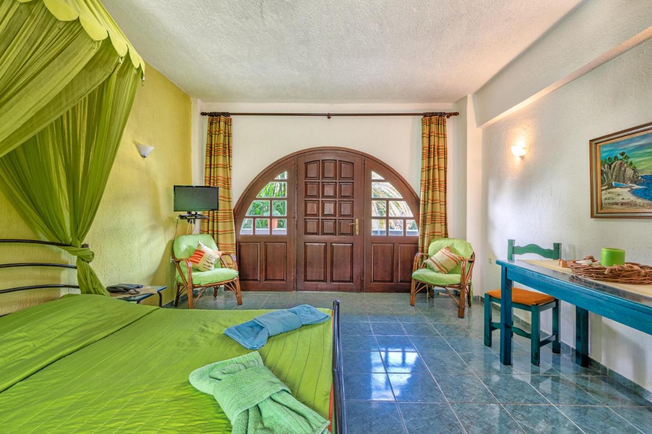 Villa Ble Bandar Skopelos Luaran gambar